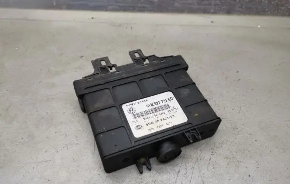 Audi A3 S3 8L Gearbox control unit/module 01M927733EQ 5DG00792103