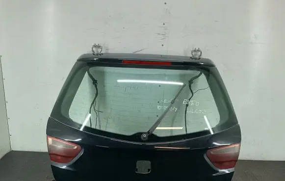 Tailgate/trunk/boot lid