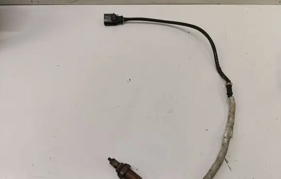 Volkswagen Golf VIII Lambda probe sensor 06K906262DM