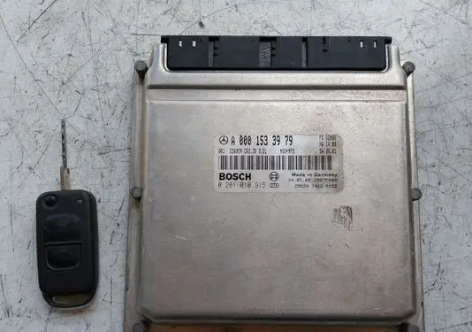 Mercedes-Benz Sprinter W901 W902 W903 W904 Engine control unit/module A0001533979