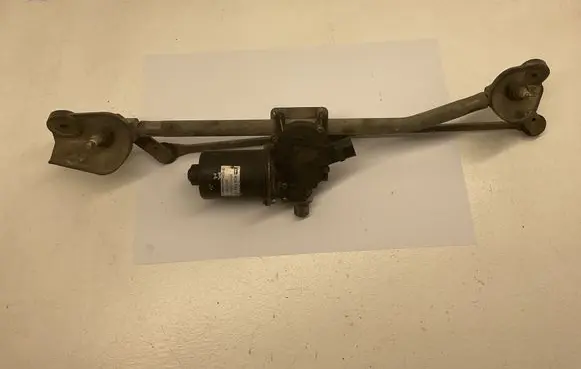 Toyota Corolla E120 E130 Front wiper linkage and motor 404749 8511002100A 3163N