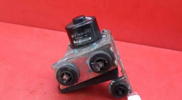 Porsche Cayenne (9PA) ABS Pump 7L0614111H