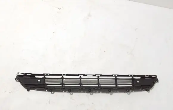 Volvo XC40 Front bumper lower grill 31449342