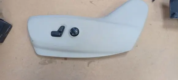 Chrysler Pacifica Seat trim 5RT03PD2AC 9S000265466
