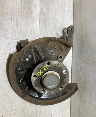Skoda Octavia Mk3 (5E) Rear wheel hub spindle/knuckle 