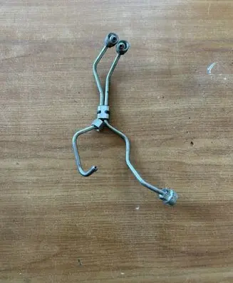 Volvo V60 Fuel injector supply line/pipe 