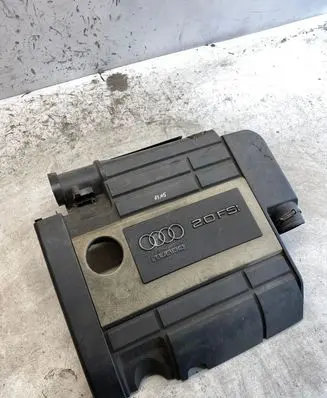 Audi A3 S3 A3 Sportback 8P Engine cover (trim)