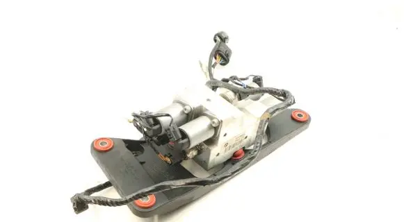 BMW X5M E70 Active stabilizer control/valve assembly 6794578