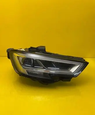 Audi A3 S3 8V Headlight/headlamp 8V0941034C