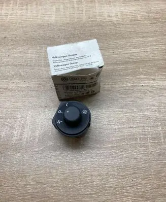 Skoda Octavia Mk2 (1Z) Wing mirror switch 1Z1959565A