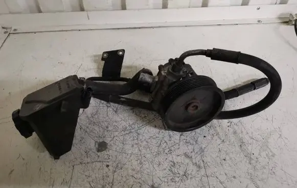 Power steering pump