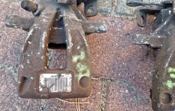 Peugeot 207 Rear brake caliper XXXXXXXXXXX