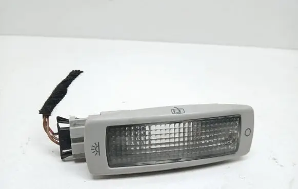 Volkswagen PASSAT B5.5 Rear seat light 3B0947291