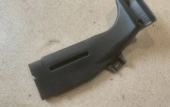 Audi e-tron Air intake duct part 4KE819829