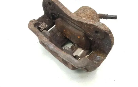 Hyundai Coupe Front brake caliper
