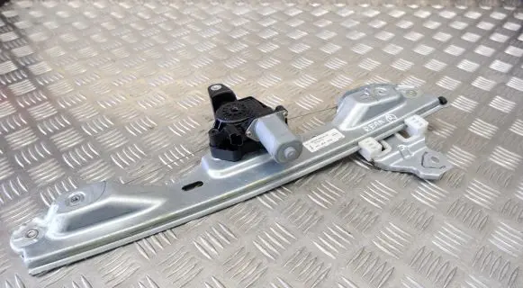 Nissan Qashqai Rear door window regulator with motor 827004EA0A