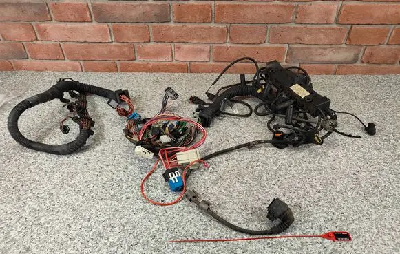 BMW 5 E39 Engine installation wiring loom 7788159 2248099