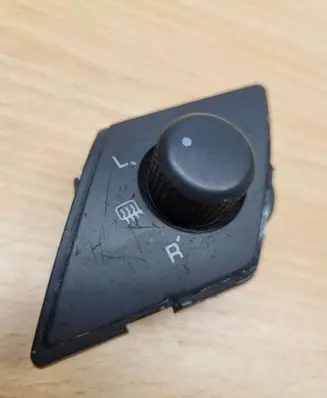 Skoda Superb B5 (3U) Wing mirror switch 3U1959565D 2635