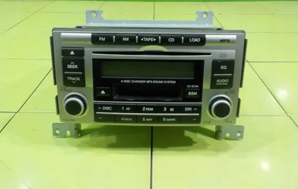Hyundai Santa Fe Radio/CD/DVD/GPS head unit 961002B220 96100