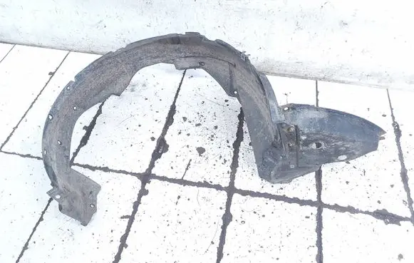 Toyota Auris 150 Front wheel arch liner splash guards 725L