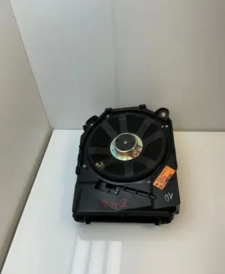 BMW 3 E92 E93 Subwoofer speaker 9144203 9143136