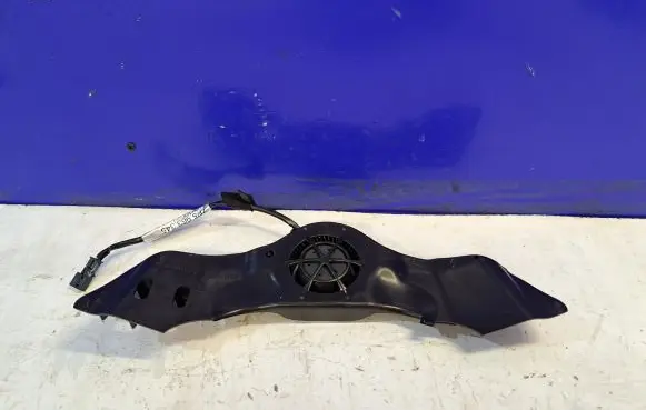 Porsche Cayenne (92A) Seat adjustment motor 7P5963345 11015844B