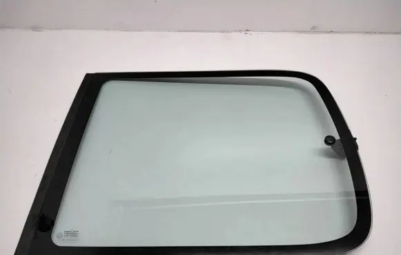 Peugeot Partner Rear side window 43R001100 DOT249AS2M24