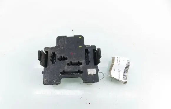 Volkswagen Transporter - Caravelle T4 Tail light bulb cover holder 701945257