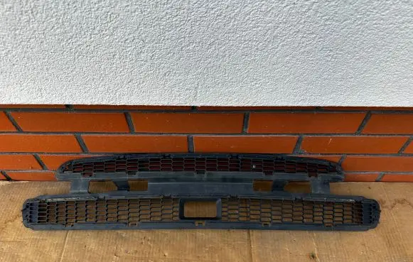 Tesla Model S Front bumper lower grill 103821100A