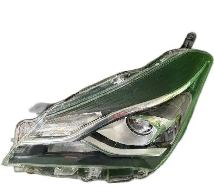 Toyota Yaris Headlight/headlamp