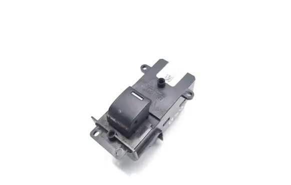 Honda CR-V Electric window control switch 35770-SWA-G010-M2 C8H-HW1-G0 F000251-AB