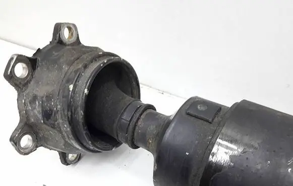 Mitsubishi Pajero Front prop shaft 