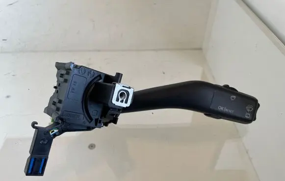 Volkswagen Golf V Wiper control stalk ANP80H024B 1K0953519A