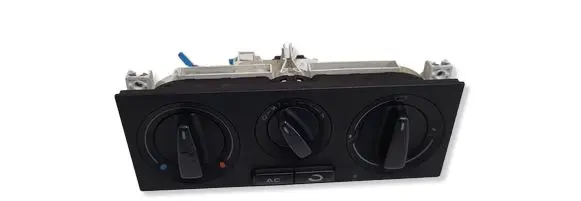 Volkswagen PASSAT B5 Climate control unit 1J0820045G