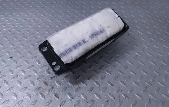 Passenger airbag