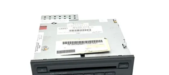 Audi A6 S6 C6 4F CD/DVD changer 4E0035111A 4E0910111E