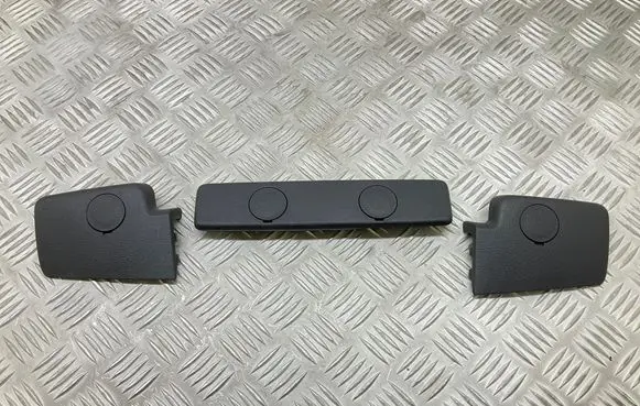 Volkswagen Tiguan Seat trim 5N0885749 5N0885245 5N0885246