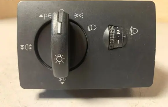 Ford Focus Light switch 7M5T13A024LA