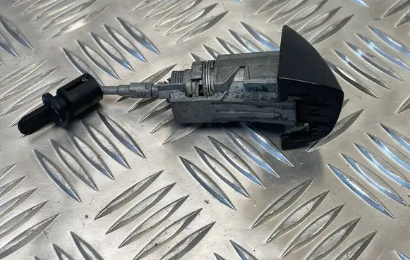 Audi SQ7 Front door lock (next to the handle) 4M1837879