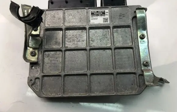 Toyota Verso-S Engine control unit/module ECU 896610F191