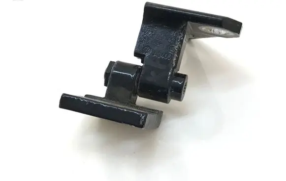 Volkswagen Golf VI Front door upper hinge 1K0831401M