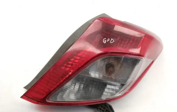 Toyota Yaris Rear/tail lights