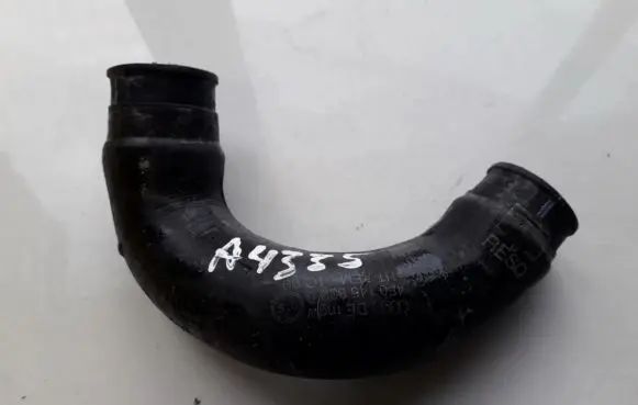 Audi A6 S6 C6 4F Engine coolant pipe/hose 4F0145832B