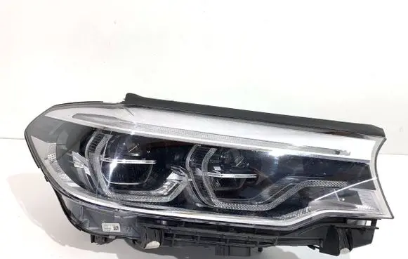 BMW 5 G30 G31 G38 Headlight/headlamp 8499122