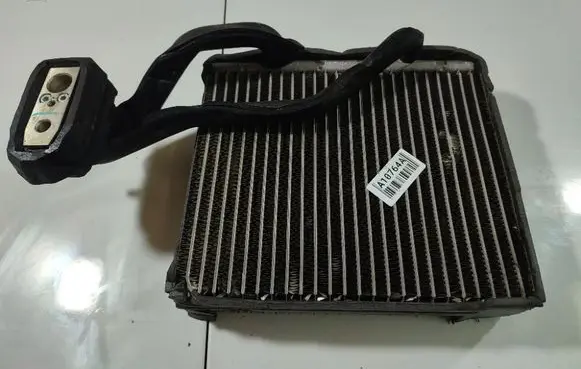 Honda Civic A/C cooling radiator (condenser) 