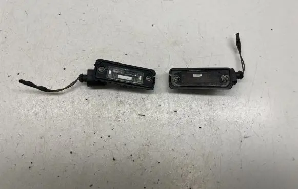 Skoda Superb B6 (3T) Number plate light 1J6943021B