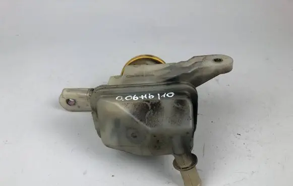 Subaru Outback Power steering fluid tank/reservoir