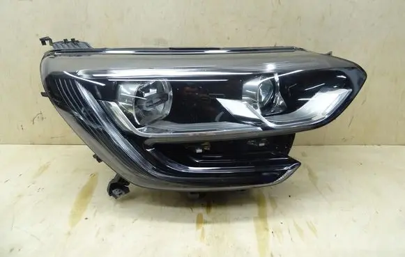 Renault Megane IV Headlight/headlamp