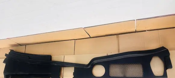 Audi Q5 SQ5 8R Wiper trim 8R1819447