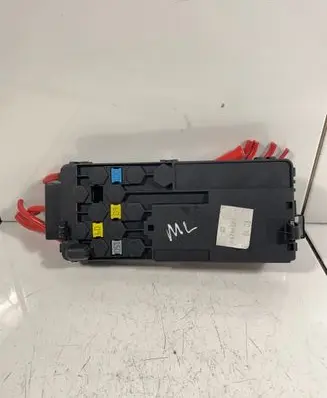 Mercedes-Benz ML W164 Fuse box set 2115452601
